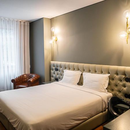 Santo Thyrso Hotel Santo Tirso Exterior photo
